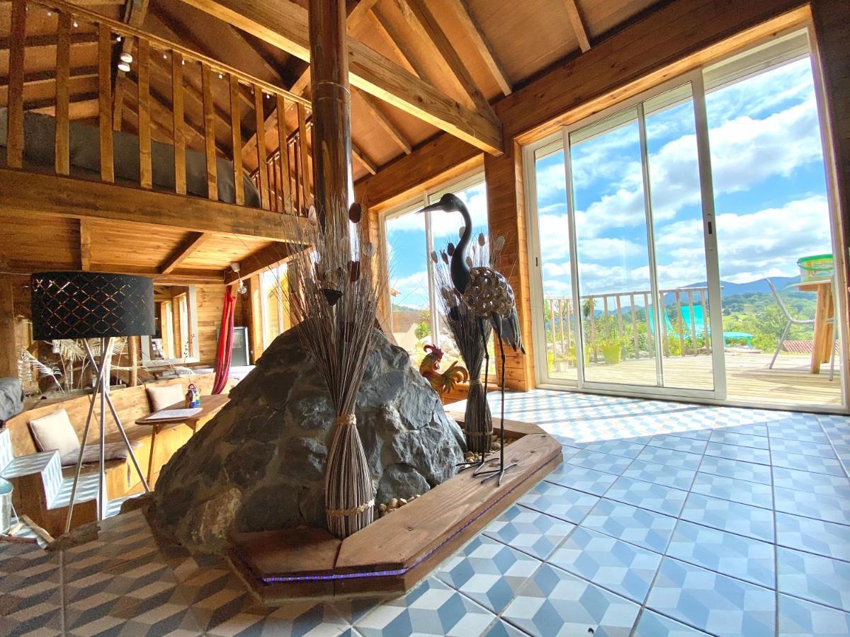Villa Shangri-La At Concepts En Barousse Créchets Екстериор снимка