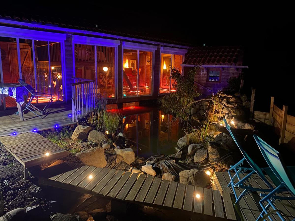 Villa Shangri-La At Concepts En Barousse Créchets Екстериор снимка