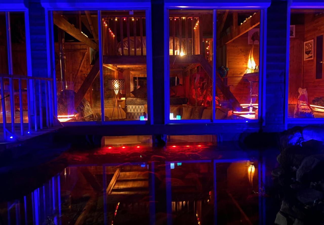 Villa Shangri-La At Concepts En Barousse Créchets Екстериор снимка