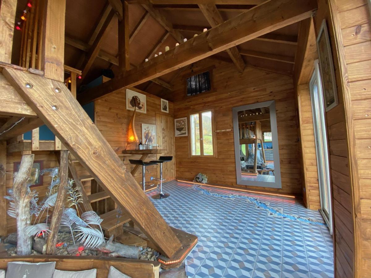 Villa Shangri-La At Concepts En Barousse Créchets Екстериор снимка